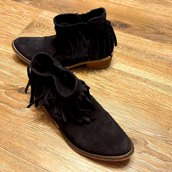 Sold - Picture 2 of 6